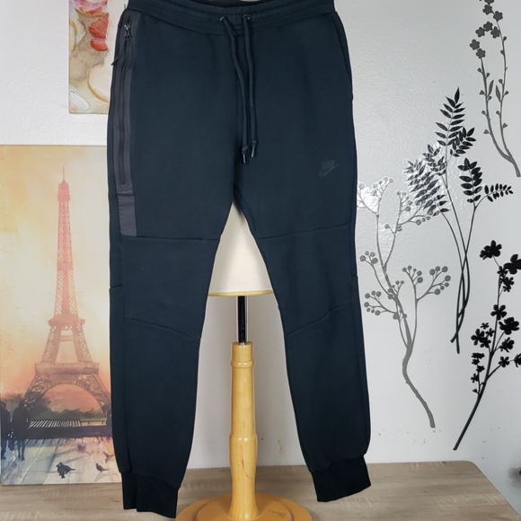 nike sweatpants size